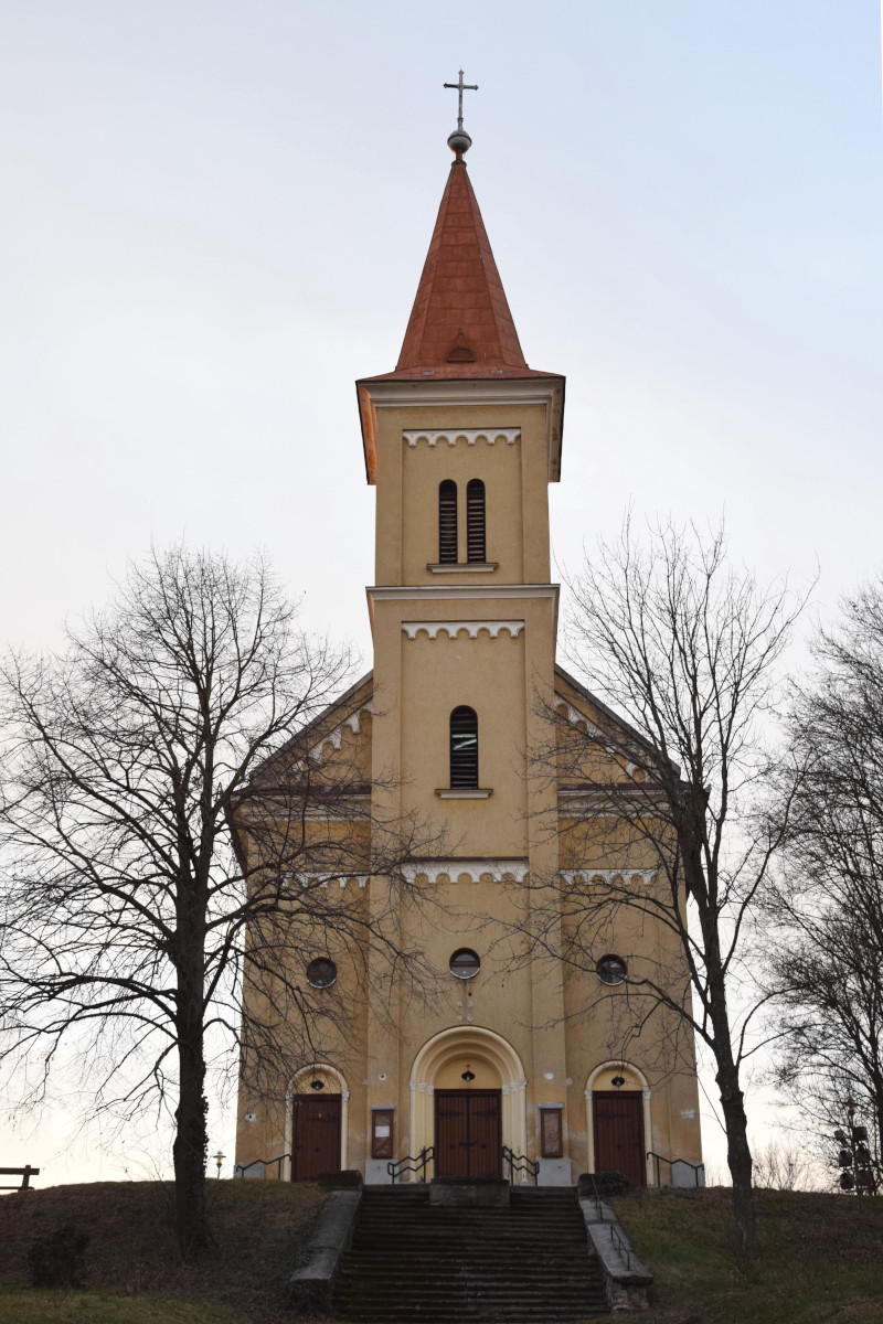 A veszprémi Szent László templom
