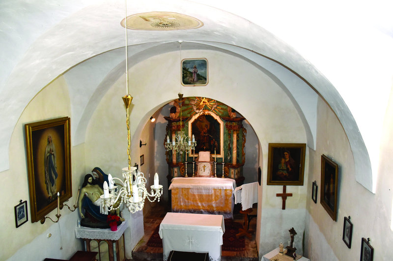 A templombelső a karzat felől