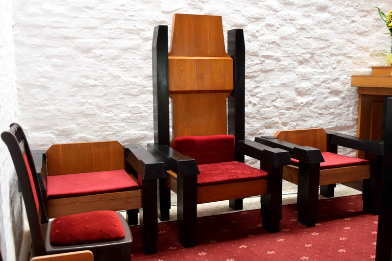 Egyedi tervezésű liturgikus berendezés részlete (Fotó: Simon Anna, 2025)