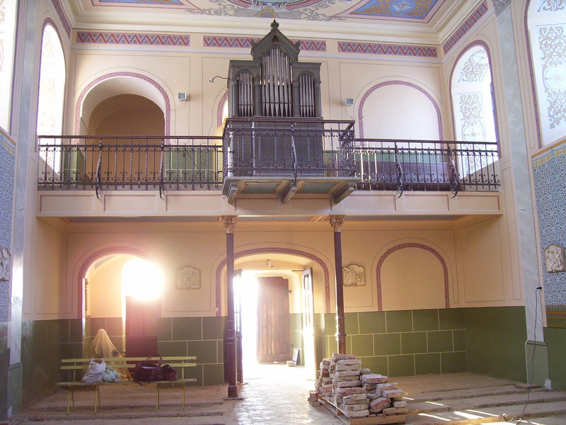 A templom 20. század eleji karzata a felújítás idején