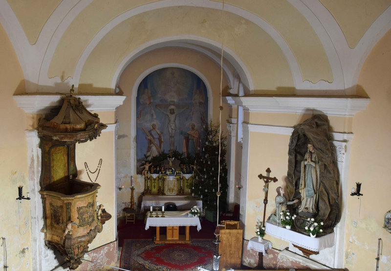 Összkép a szentély felé (Fotó: Simon Anna, 2025)