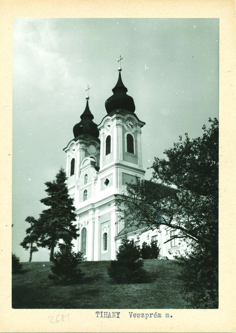 Az apátsági templom 1970 körül