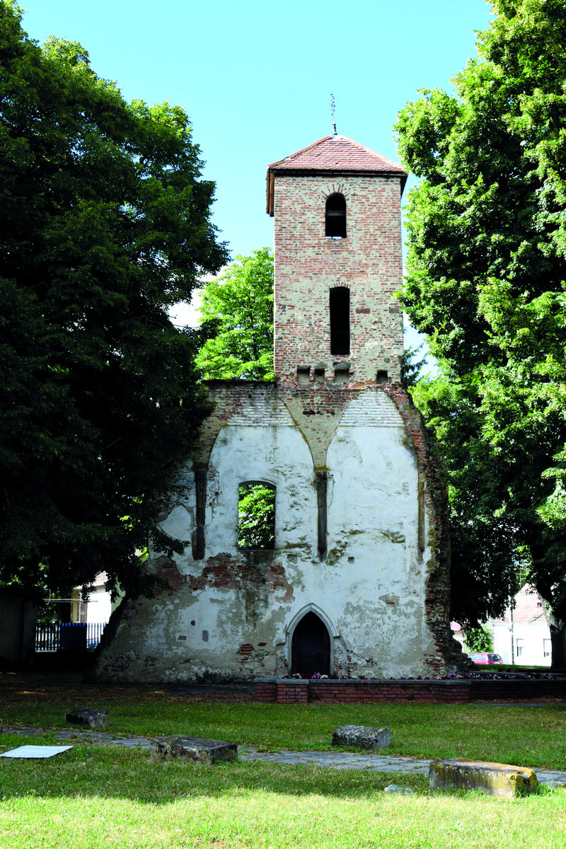 Főszentély és északi torony dél felől